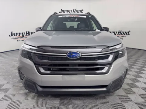 More photos of 2025 Subaru Forester Limited at Jerry Hunt Supercenter - Salisbury, NC