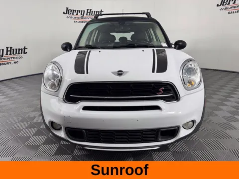 More photos of 2016 MINI Cooper S Countryman at Jerry Hunt Supercenter - Salisbury, NC