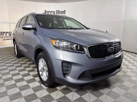 More photos of 2019 Kia Sorento LX at Jerry Hunt Supercenter - Salisbury, NC