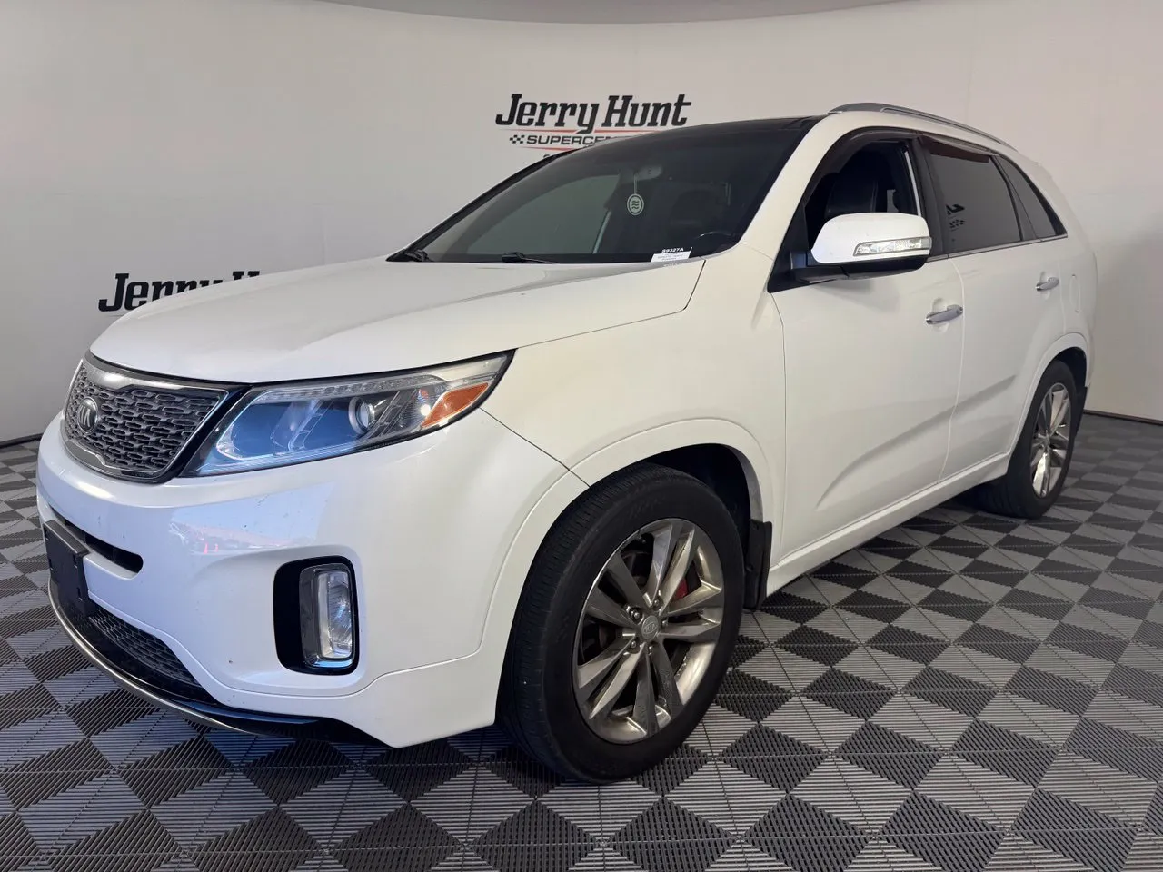 White 2014 Kia Sorento Limited V6 for sale in Salisbury, NC