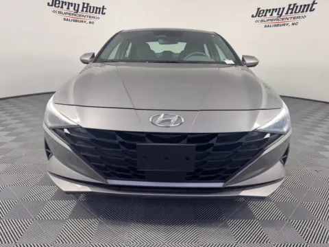 More photos of 2023 Hyundai Elantra SEL at Jerry Hunt Supercenter - Salisbury, NC