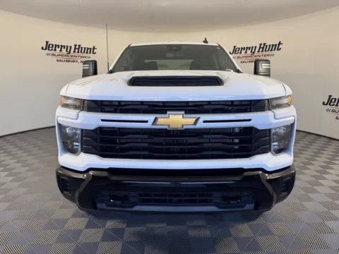 More photos of 2025 Chevrolet Silverado 2500 HD Custom at Jerry Hunt Supercenter - Salisbury, NC