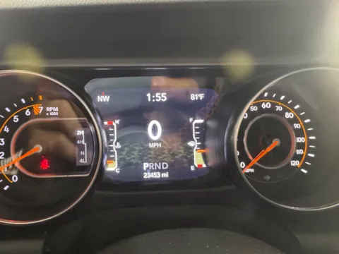More photos of 2023 Jeep Gladiator Mojave at Jerry Hunt Supercenter - Salisbury, NC
