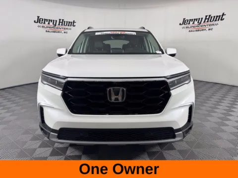 More photos of 2025 Honda Pilot Elite at Jerry Hunt Supercenter - Salisbury, NC