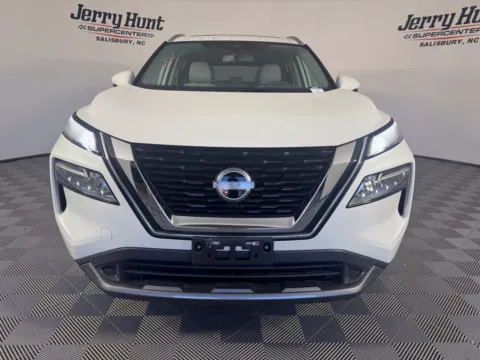 More photos of 2023 Nissan Rogue SL at Jerry Hunt Supercenter - Salisbury, NC