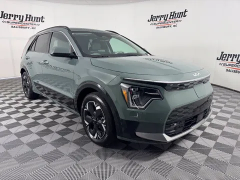 More photos of 2023 Kia Niro EV Wave at Jerry Hunt Supercenter - Salisbury, NC