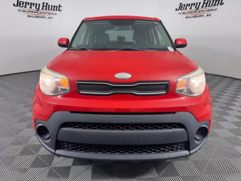 More photos of 2019 Kia Soul at Jerry Hunt Supercenter - Salisbury, NC
