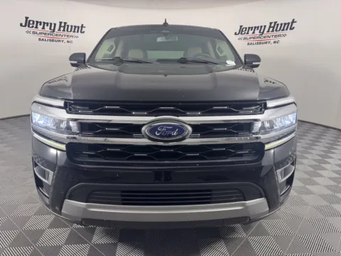 More photos of 2023 Ford Expedition Limited at Jerry Hunt Supercenter - Salisbury, NC