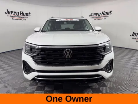 More photos of 2025 Volkswagen Atlas 2.0T SEL Premium R-Line at Jerry Hunt Supercenter - Salisbury, NC