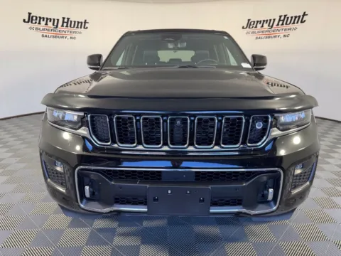 More photos of 2023 Jeep Grand Cherokee Overland at Jerry Hunt Supercenter - Salisbury, NC