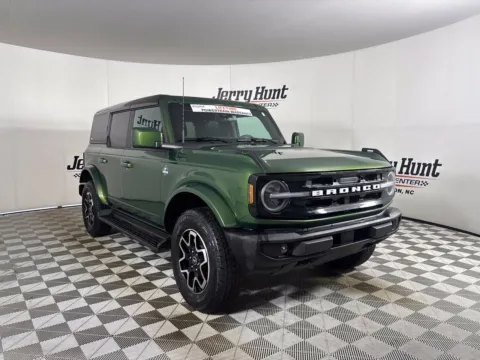 More photos of 2025 Ford Bronco Outer Banks at Jerry Hunt Supercenter - Salisbury, NC