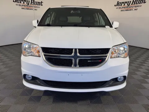 More photos of 2019 Dodge Grand Caravan SXT at Jerry Hunt Supercenter - Salisbury, NC