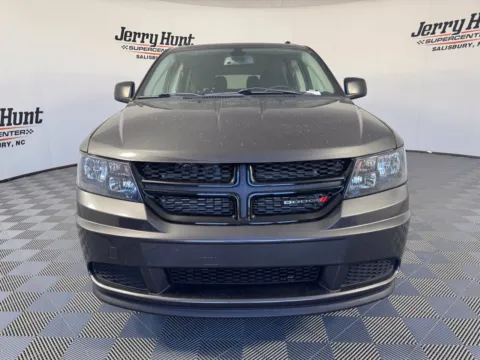 More photos of 2020 Dodge Journey SE at Jerry Hunt Supercenter - Salisbury, NC