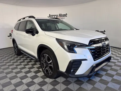 More photos of 2024 Subaru Ascent Limited at Jerry Hunt Supercenter - Salisbury, NC