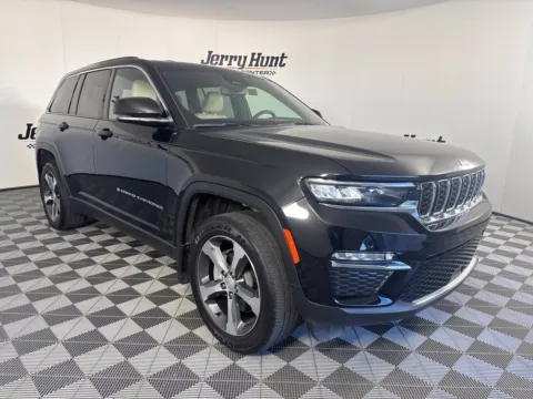 More photos of 2022 Jeep Grand Cherokee 4xe at Jerry Hunt Supercenter - Salisbury, NC