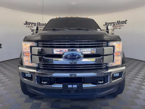 More photos of 2018 Ford F-450SD Lariat at Jerry Hunt Supercenter - Salisbury, NC