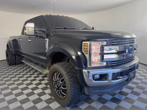 More photos of 2018 Ford F-450SD Lariat at Jerry Hunt Supercenter - Salisbury, NC
