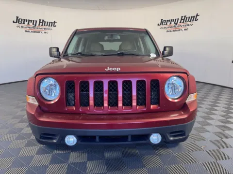 More photos of 2016 Jeep Patriot Latitude at Jerry Hunt Supercenter - Salisbury, NC