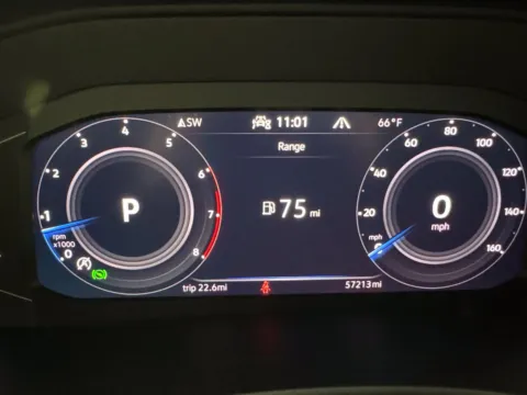 More photos of 2023 Volkswagen Atlas Cross Sport 3.6L V6 SEL at Jerry Hunt Supercenter - Salisbury, NC