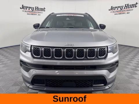 More photos of 2023 Jeep Compass Latitude at Jerry Hunt Supercenter - Salisbury, NC