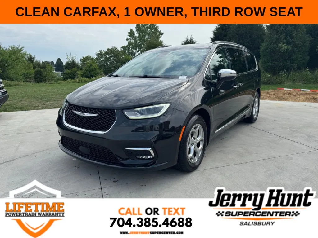 2023 Chrysler Pacifica Limited for sale in Salisbury, NC