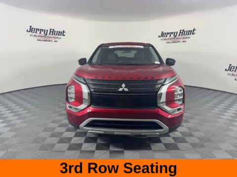 More photos of 2024 Mitsubishi Outlander SE at Jerry Hunt Supercenter - Salisbury, NC
