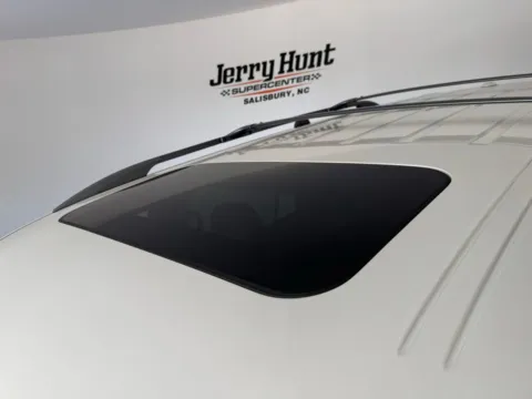 More photos of 2024 Nissan Armada Platinum at Jerry Hunt Supercenter - Salisbury, NC