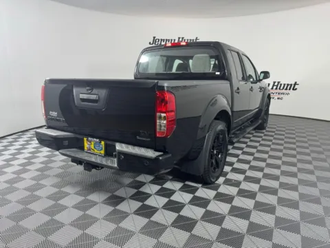 More photos of 2020 Nissan Frontier SV at Jerry Hunt Supercenter - Salisbury, NC