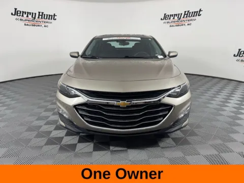 More photos of 2024 Chevrolet Malibu LT at Jerry Hunt Supercenter - Salisbury, NC