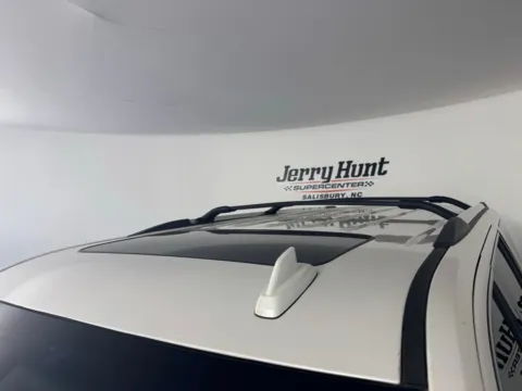 More photos of 2017 GMC Yukon XL Denali at Jerry Hunt Supercenter - Salisbury, NC
