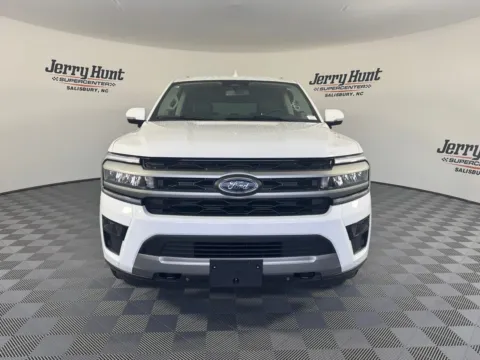 More photos of 2024 Ford Expedition XLT at Jerry Hunt Supercenter - Salisbury, NC