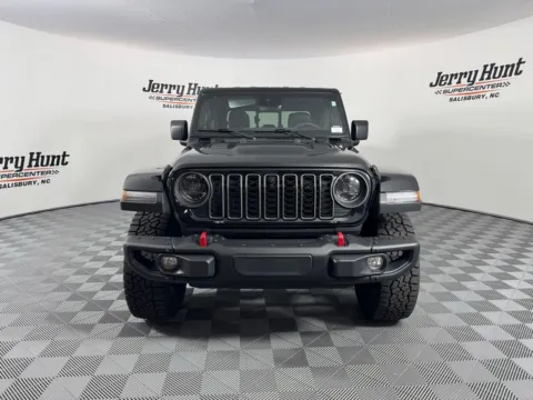 More photos of 2024 Jeep Gladiator Rubicon at Jerry Hunt Supercenter - Salisbury, NC