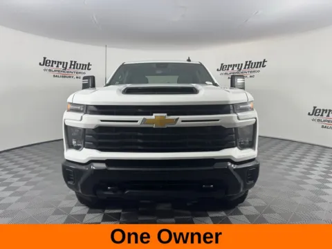 More photos of 2024 Chevrolet Silverado 2500HD Custom at Jerry Hunt Supercenter - Salisbury, NC
