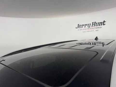 More photos of 2023 Kia Telluride SX at Jerry Hunt Supercenter - Salisbury, NC