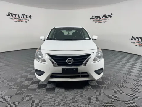 More photos of 2019 Nissan Versa 1.6 SV at Jerry Hunt Supercenter - Salisbury, NC