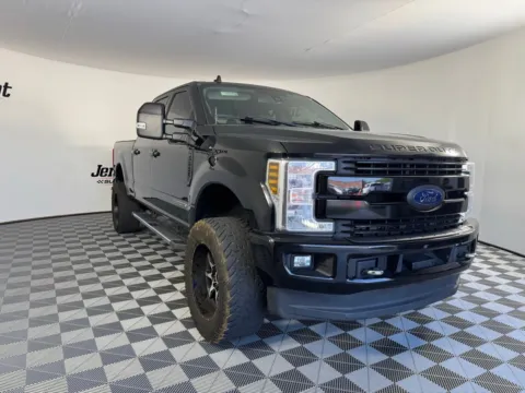More photos of 2019 Ford F-250SD Lariat at Jerry Hunt Supercenter - Salisbury, NC