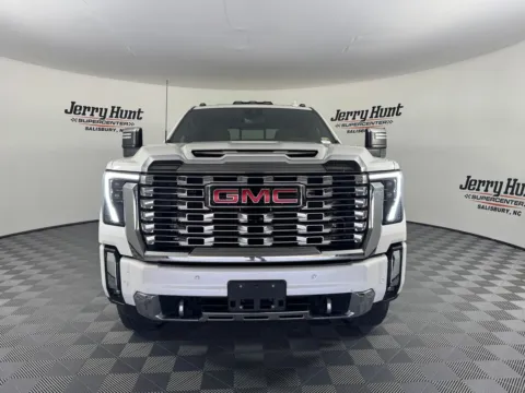 More photos of 2024 GMC Sierra 2500HD Denali at Jerry Hunt Supercenter - Salisbury, NC