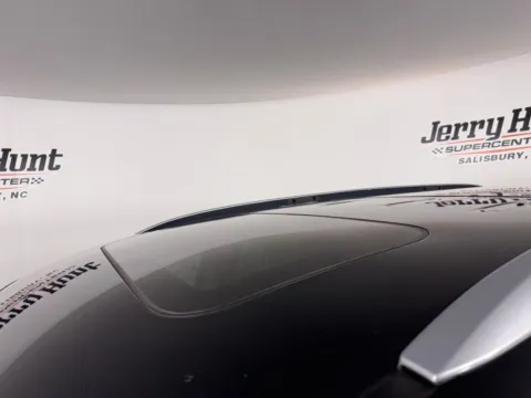 More photos of 2022 Honda Pilot Elite at Jerry Hunt Supercenter - Salisbury, NC