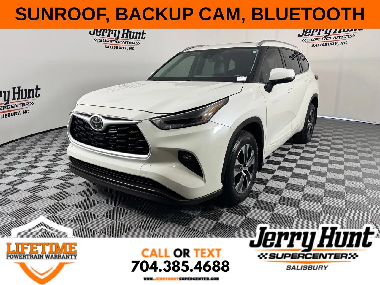 White 2021 Toyota Highlander XLE for sale in Salisbury, NC