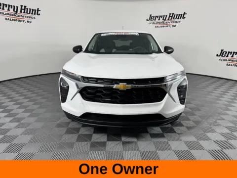 More photos of 2025 Chevrolet Trax LS at Jerry Hunt Supercenter - Salisbury, NC