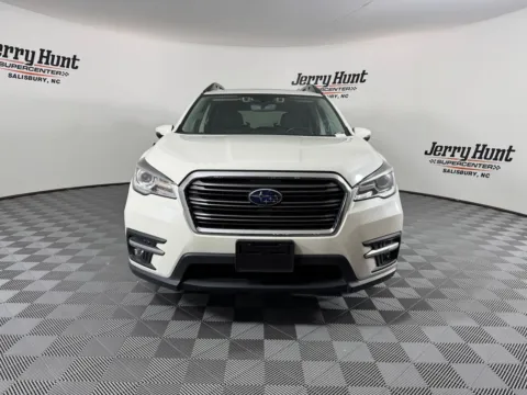 More photos of 2022 Subaru Ascent Limited at Jerry Hunt Supercenter - Salisbury, NC