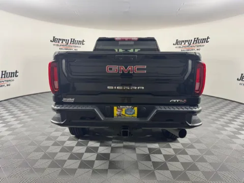 More photos of 2022 GMC Sierra 2500HD AT4 at Jerry Hunt Supercenter - Salisbury, NC