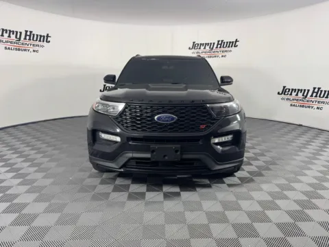 More photos of 2022 Ford Explorer ST at Jerry Hunt Supercenter - Salisbury, NC