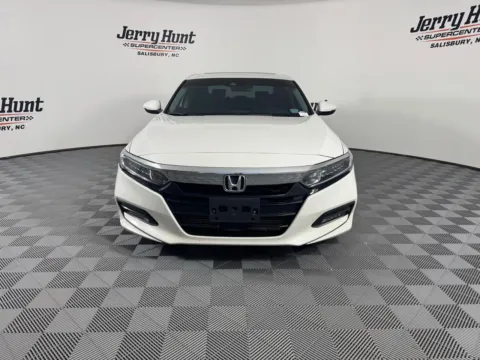 More photos of 2019 Honda Accord EX-L at Jerry Hunt Supercenter - Salisbury, NC