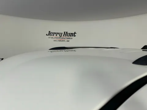 More photos of 2017 Jeep Grand Cherokee Limited at Jerry Hunt Supercenter - Salisbury, NC