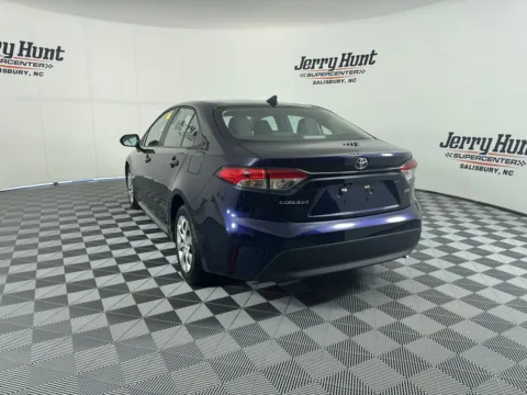 More photos of 2024 Toyota Corolla LE at Jerry Hunt Supercenter - Salisbury, NC