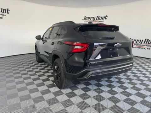 More photos of 2024 Chevrolet Trax LT at Jerry Hunt Supercenter - Salisbury, NC
