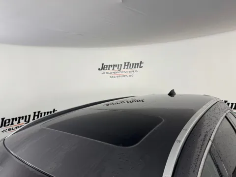 More photos of 2022 Mazda CX-9 Signature at Jerry Hunt Supercenter - Salisbury, NC