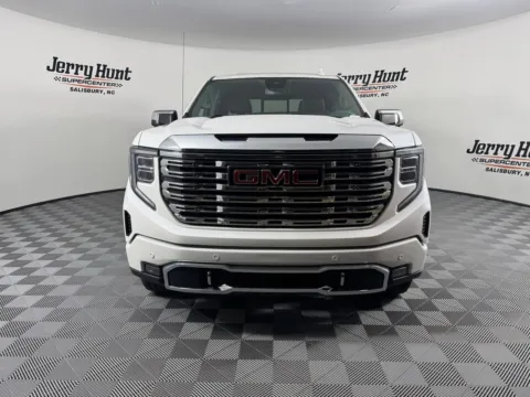 More photos of 2022 GMC Sierra 1500 Denali at Jerry Hunt Supercenter - Salisbury, NC
