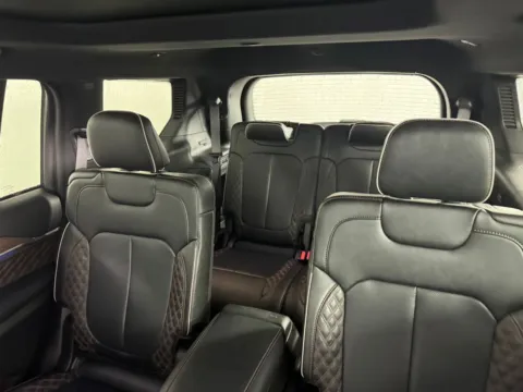 More photos of 2024 Jeep Grand Cherokee L Summit at Jerry Hunt Supercenter - Salisbury, NC